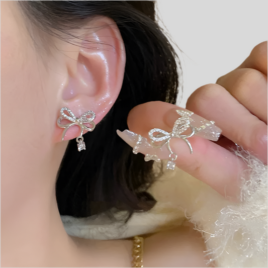 Vannity Crystal Stud Earrings